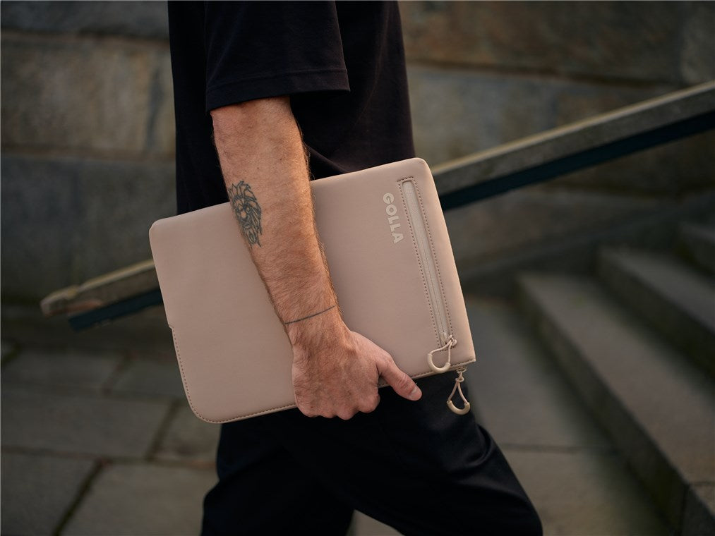 Golla Laptop Tasche / Wasserdichter Laptop Sleeve aus Neopren / Für MacBook, Asus und weitere Notebooks / Elegante Laptophülle / Reißverschluss mit Neoprenmantel / 13 Zoll / Cream